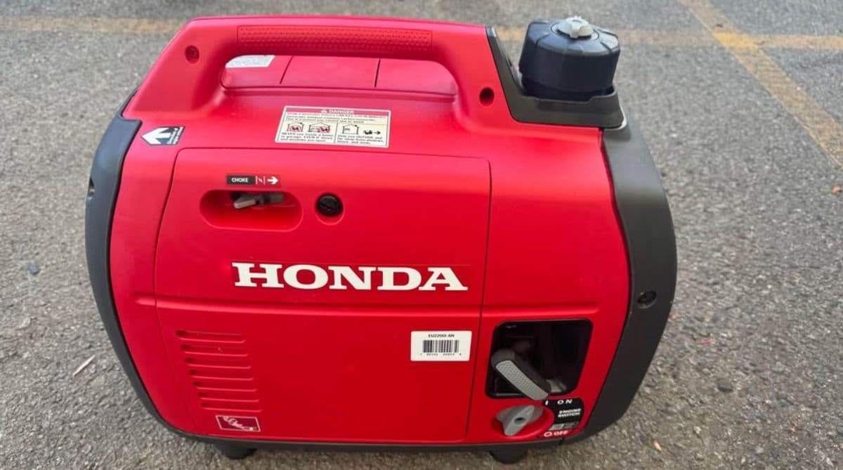 Choosing the Oil for the Honda EU2200i Generator